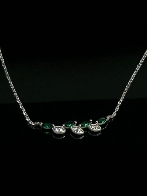 Naszyjnik Listki Z Cyrkonią 45cm